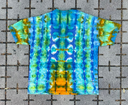 Tie Dye Blue/Green/Orange "La familia y la salud" Tee